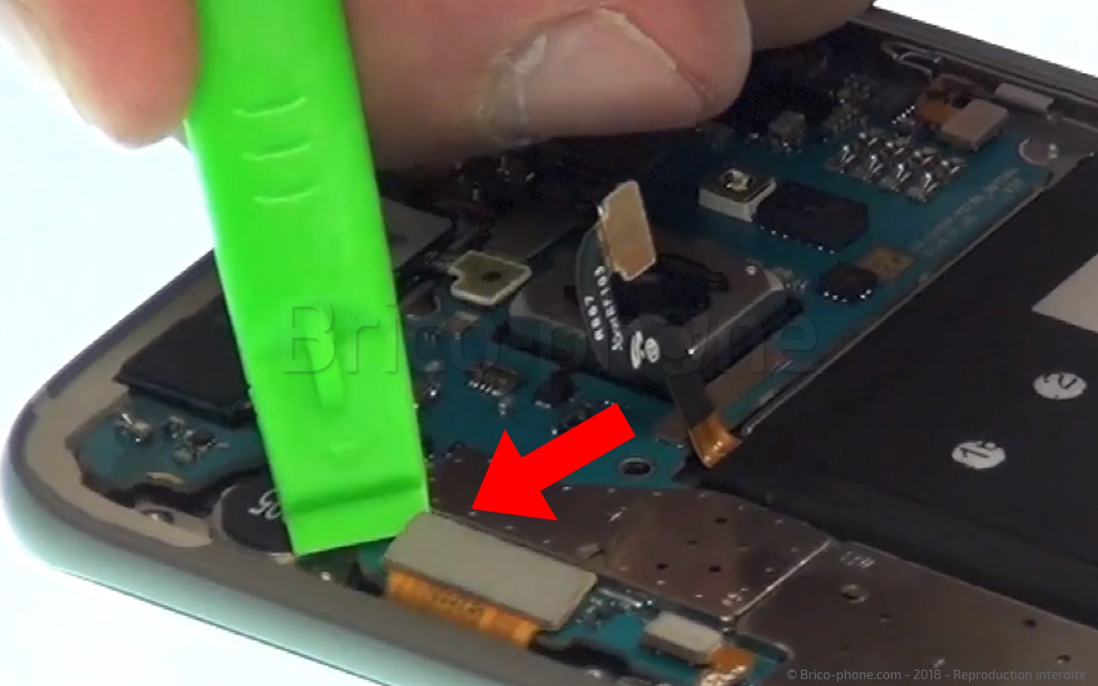 Changement d'écran (vitre+AMOLED) sur Galaxy S7 Edge photo 2